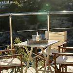 Vasiliki's Front And Pool Villa *