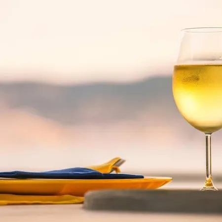 Vasiliki's Front And Pool ヴィラ