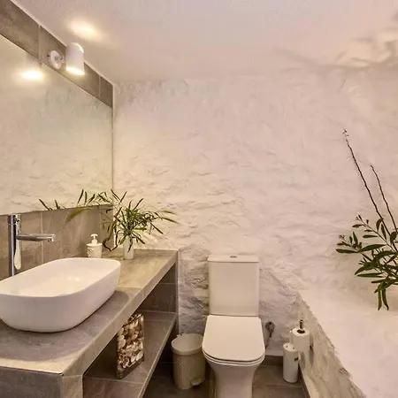 ヴィラ Vasiliki's Front And Pool ポルト・ヘリ