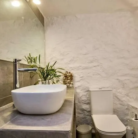 ヴィラ Vasiliki's Front And Pool