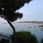 فيلة Vasiliki's Front And Pool بورتو خيلي