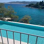 فيلة Vasiliki's Front And Pool بورتو خيلي