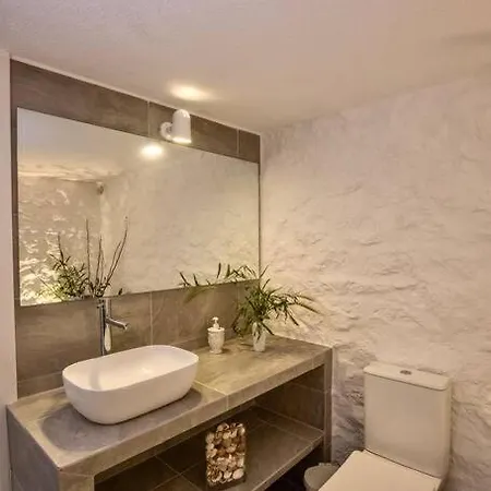 Vasiliki's Front And Pool