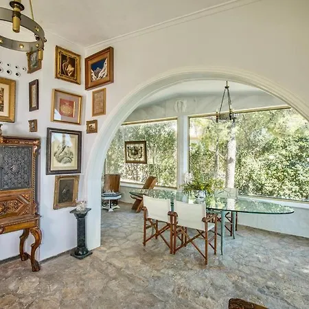 Βίλα Vasiliki's Front And Pool *