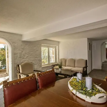 Villa Vasiliki's Front And Pool Porto Heli