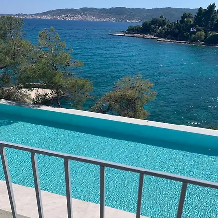 Villa Vasiliki's Front And Pool Porto Heli