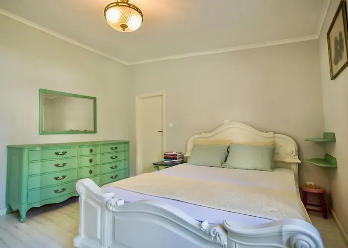 Vila Vasiliki's Front And Pool