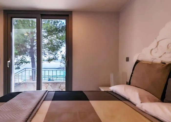 Βίλα Vasiliki's Front And Pool