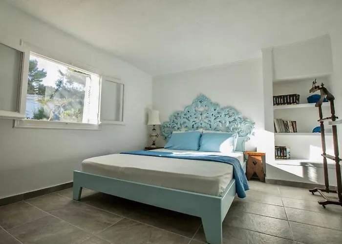 Vasiliki's Front And Pool * Πόρτο Χέλι