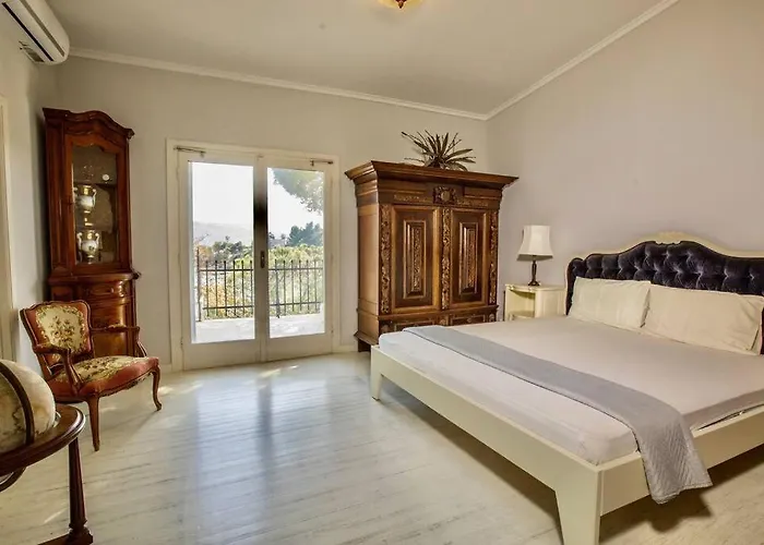 Βίλα Vasiliki's Front And Pool *