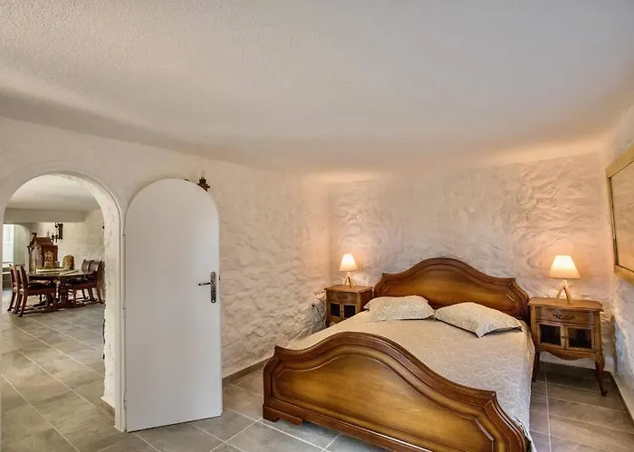 Vasiliki's Front And Pool