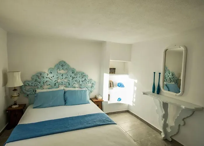 Vila Vasiliki's Front And Pool *