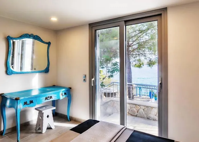 Vasiliki's Front And Pool Βίλα