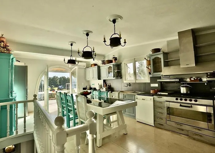 Vila Vasiliki's Front And Pool *