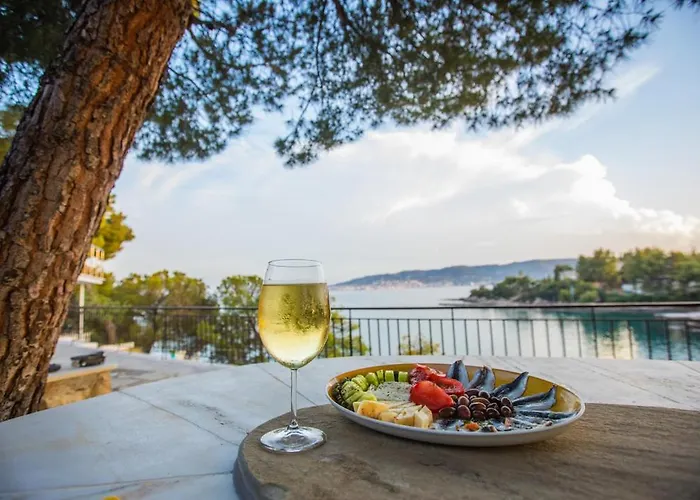 Vasiliki's Front And Pool Βίλα